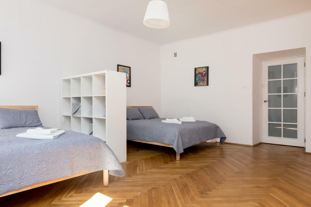 Royal Route Apartment For 10 People Warsaw Exterior photo
