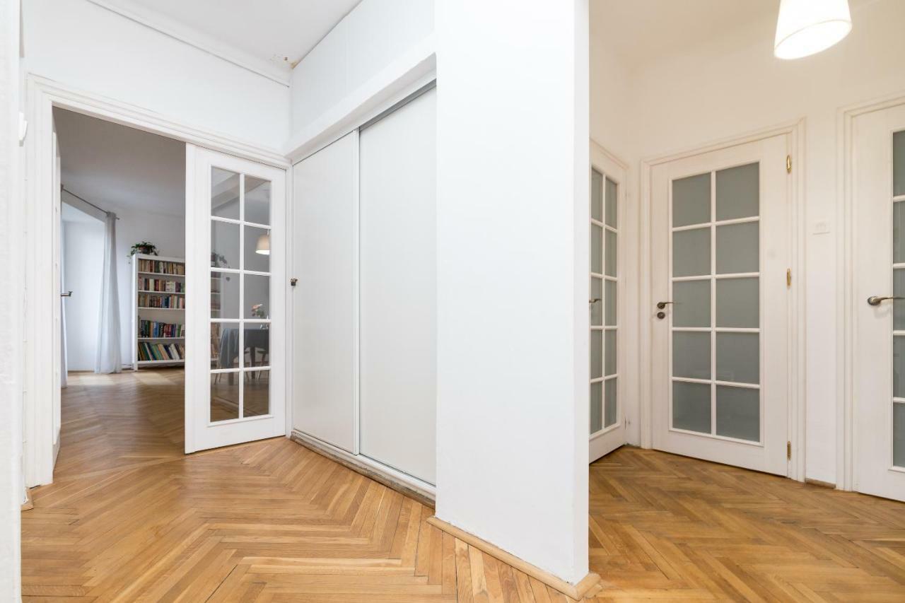 Royal Route Apartment For 10 People Warsaw Exterior photo