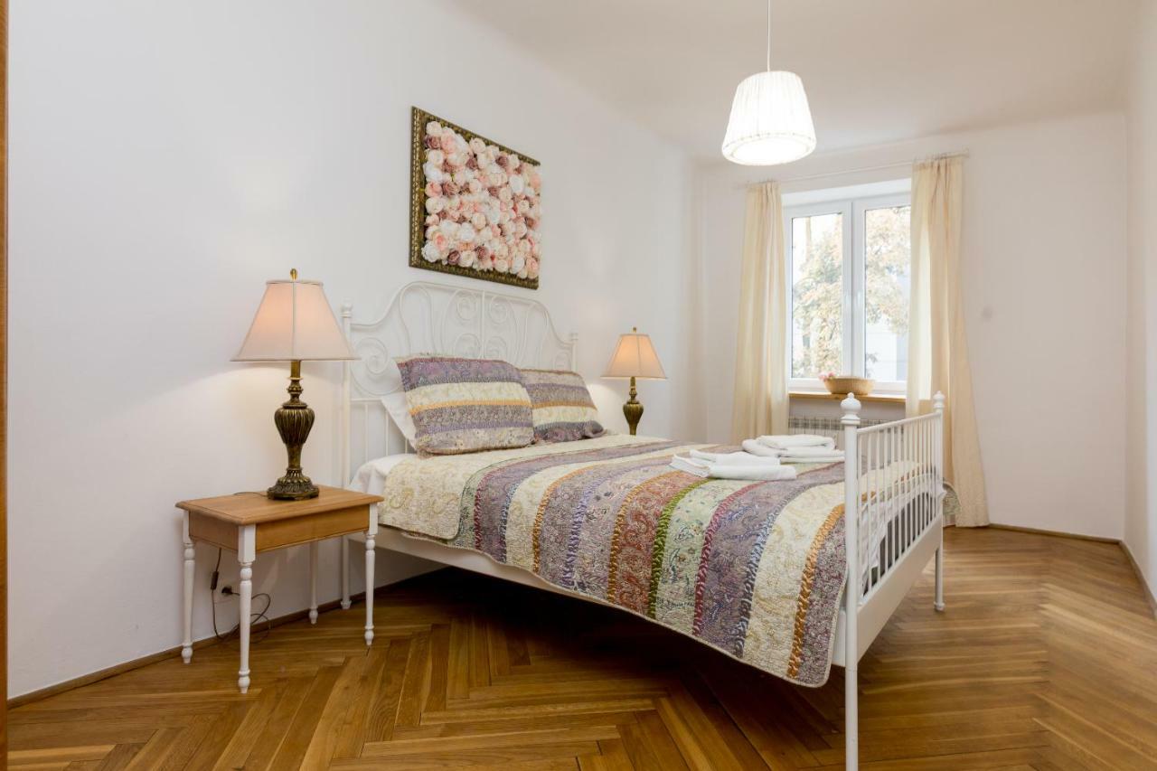 Royal Route Apartment For 10 People Warsaw Exterior photo