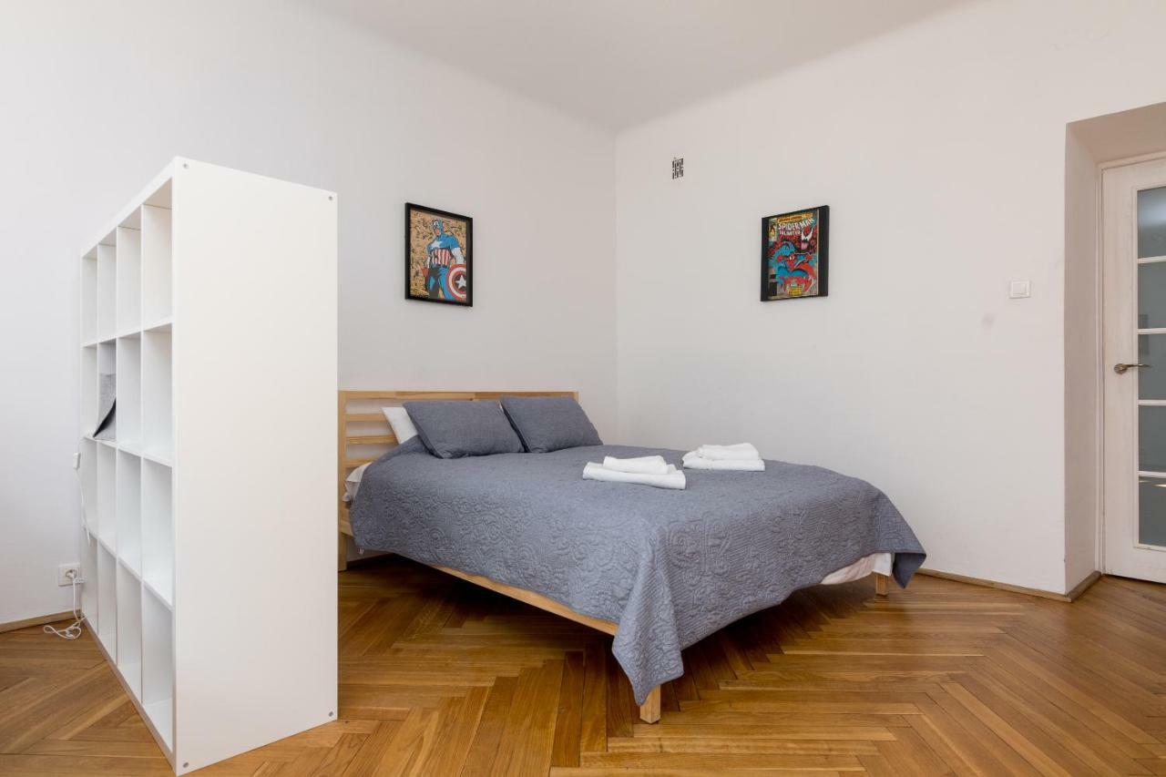 Royal Route Apartment For 10 People Warsaw Exterior photo